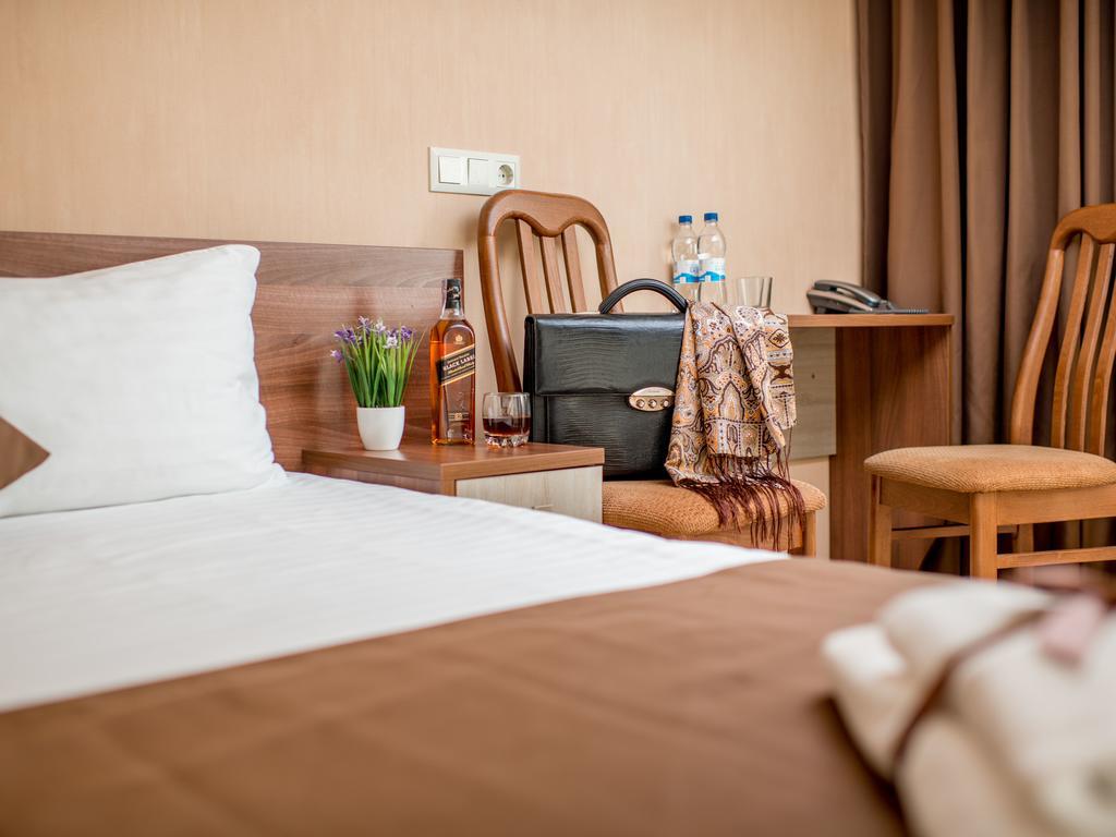 Hotel&Spa Pysanka: Relaxation Oasis with Saunas and Jacuzzi Lviv Exterior photo